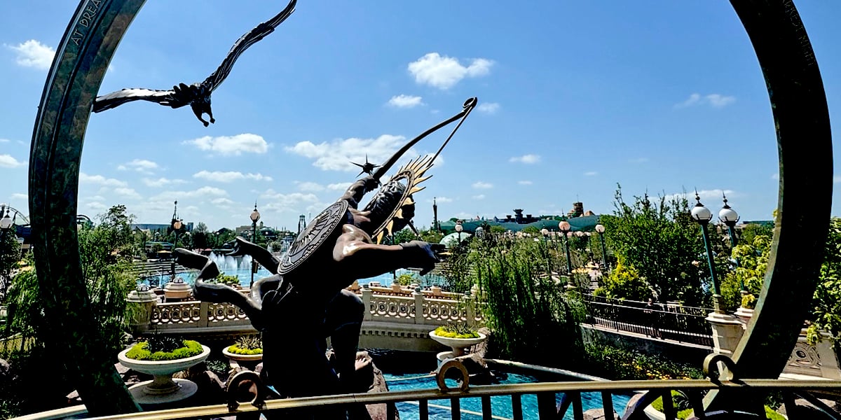 Looking out into Epic Universe. (© Morgan Overholt).