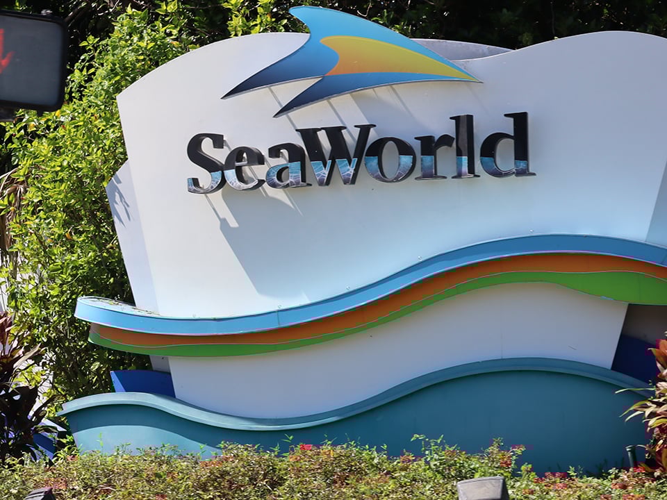 Sea World Entrance Sign