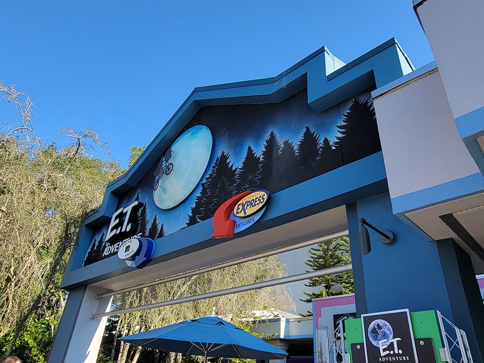 E.T. Adventure Universal Exterior