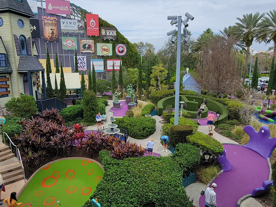 CityWalk's Hollywood Drive-In Golf