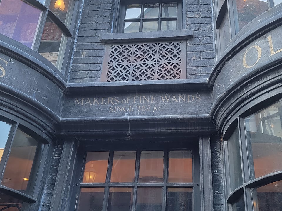 Ollivanders Wand Shop Universal