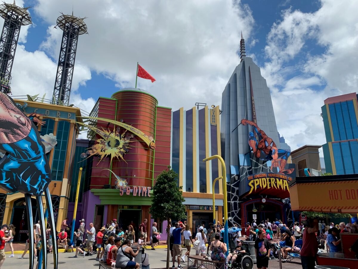 Super Hero Island. (© John Gullion/Hey Orlando).