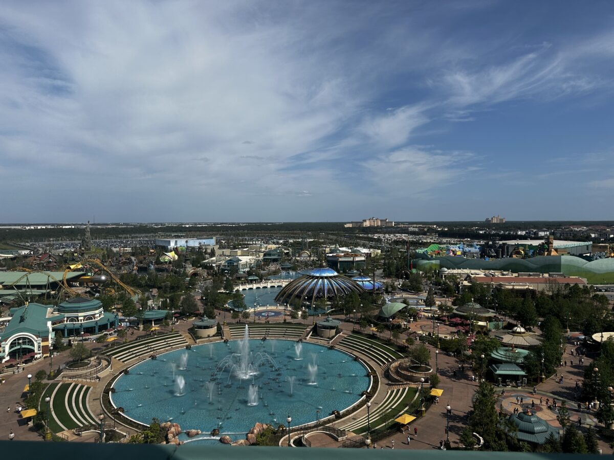 
Epic Universe sprawls out ahead of Helios Hotel. (© John Gullion/Hey Orlando).