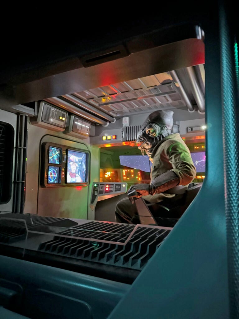 Lt. Bek on the Rise of the Resistance. (© John Gullion/Hey Orlando).