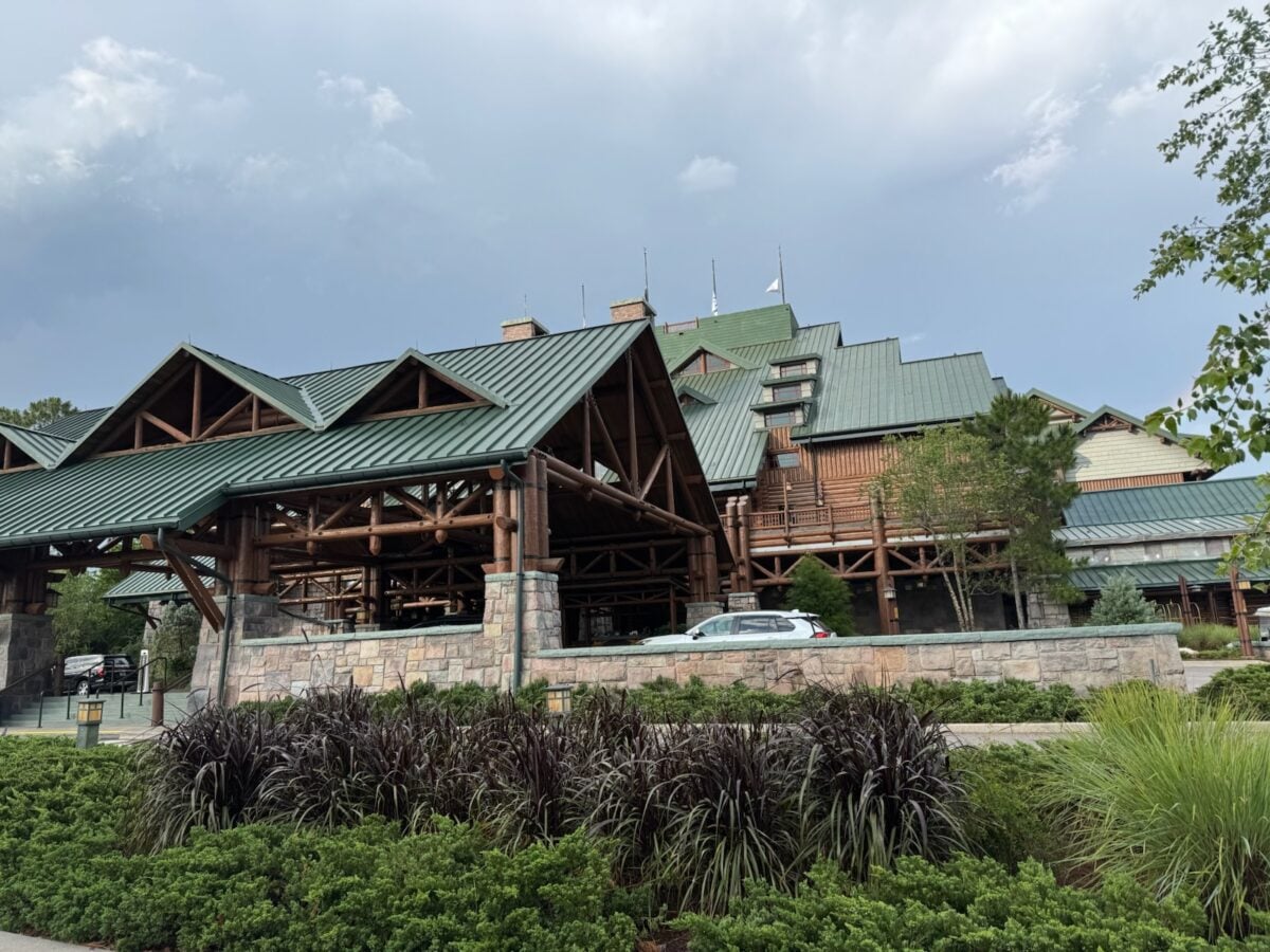 The Wilderness Lodge Resort. (©John Gullion/Hey Orlando).