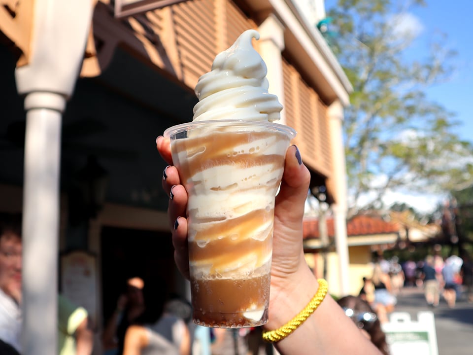 root beer dole whip magic kingdom