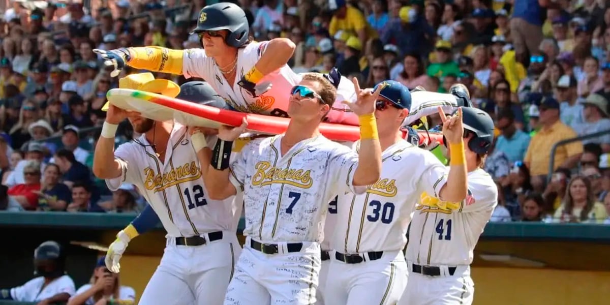 Members of the Savannah Bananas have fun, fun, fun in this promotional image. (©Savannah Bananas).