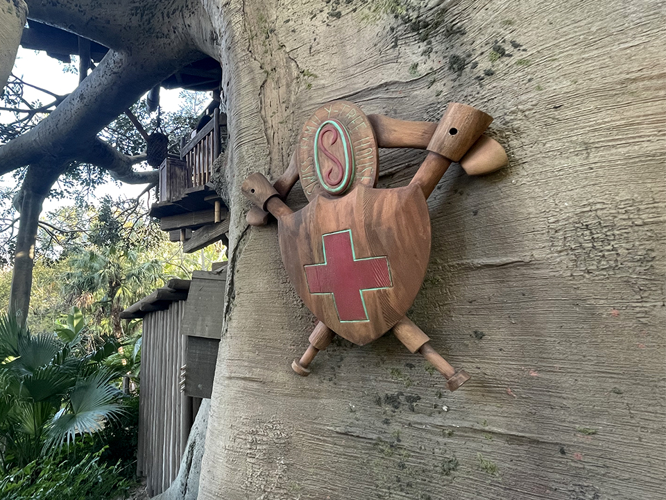 The Swiss Family Treehouse entrance