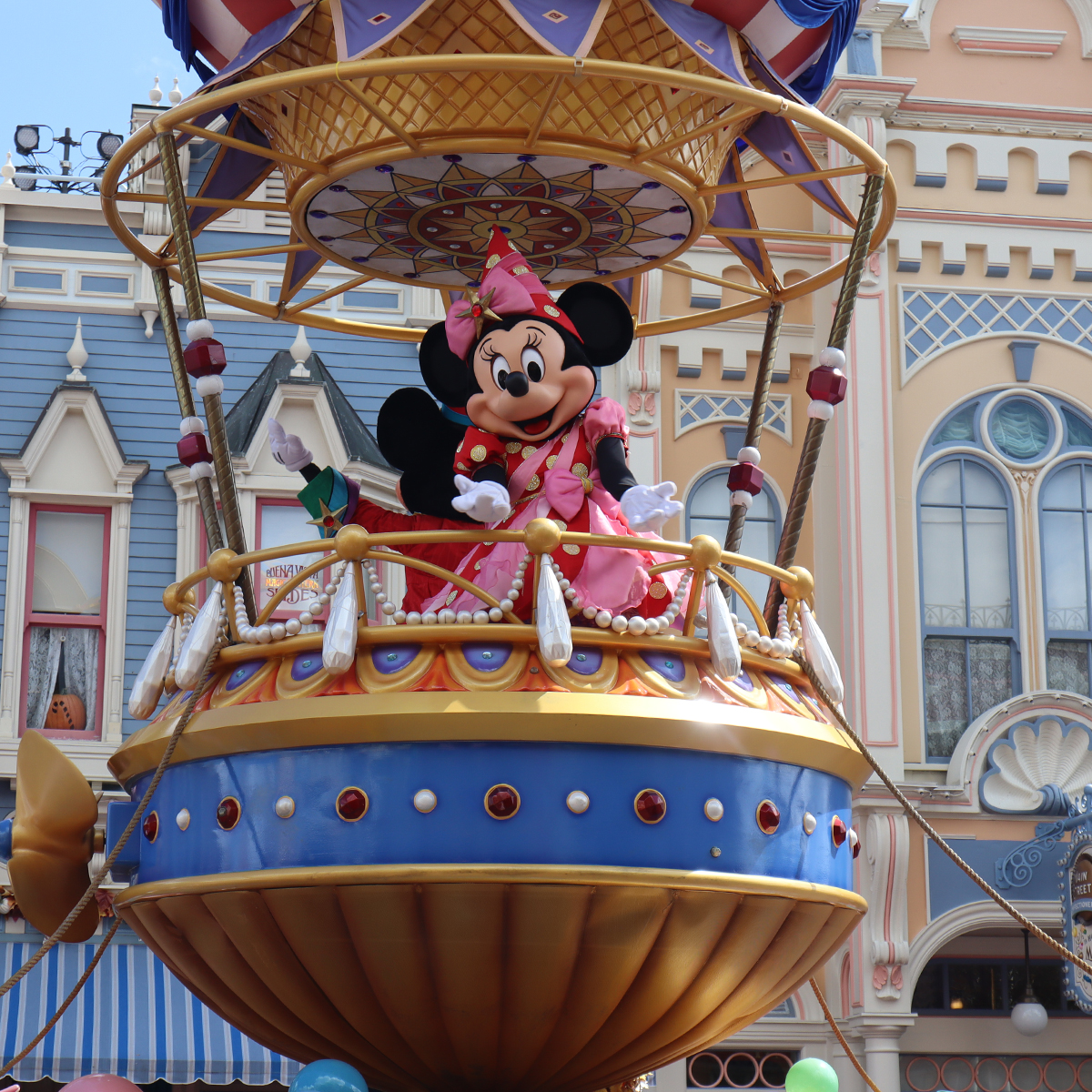 minnie mouse at a disney parade